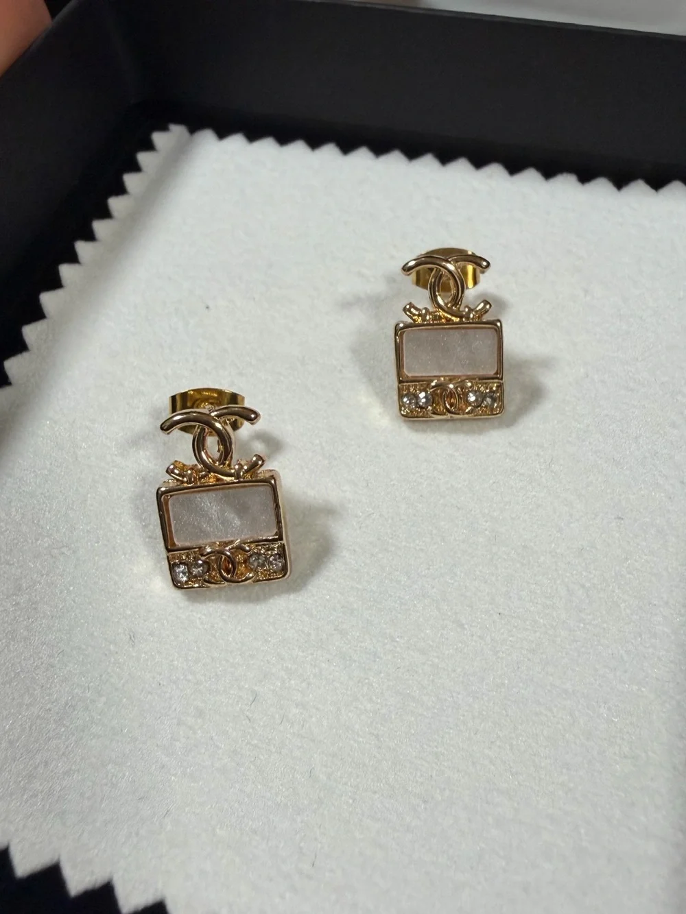 Beautiful Earrings - CC